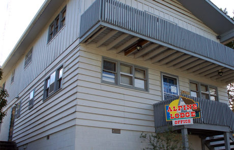 Lake House at Alpine Lodge Resort, Branson, MO